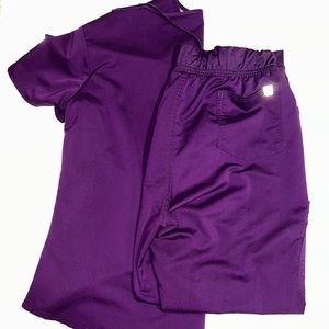 XL ScrubStar Purple Scrubs top and pants set